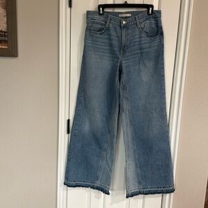 Levi 94 Baggy WIDE LEG 29/31 Indigo blue . Raw hem, mid rise .